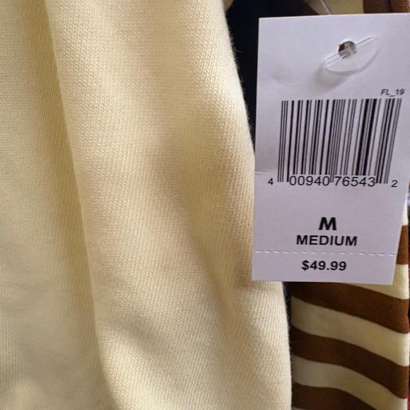 NWT Disney Park Chip n Dale Winter Christmas Fall Cream Brown Long Sleeve M - Picture 6 of 6